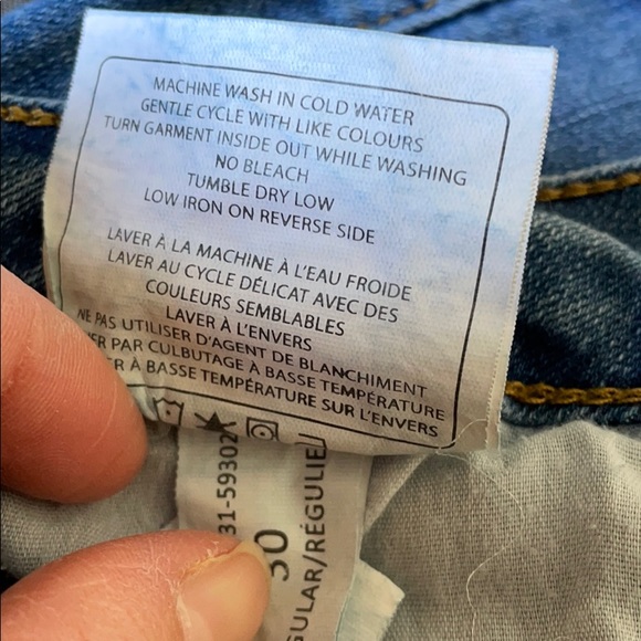 Ripped style jeans - Picture 11 of 11